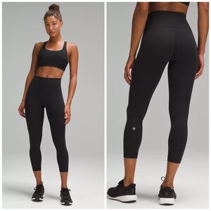 Lululemon Wunder Train HR Crop 23” Sizee: 6 in Black